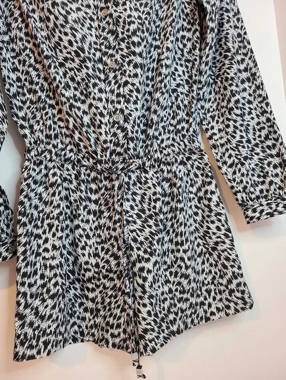 Michael Kors Leopard Print Button Down Long Sleeve Short Romper Size XXS